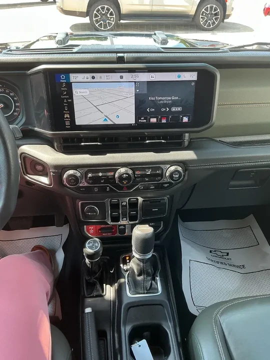 2024 Jeep JT Gladiator - Image 16 of 20