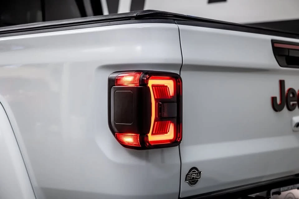 2024 Jeep JT Gladiator - Image 13 of 20