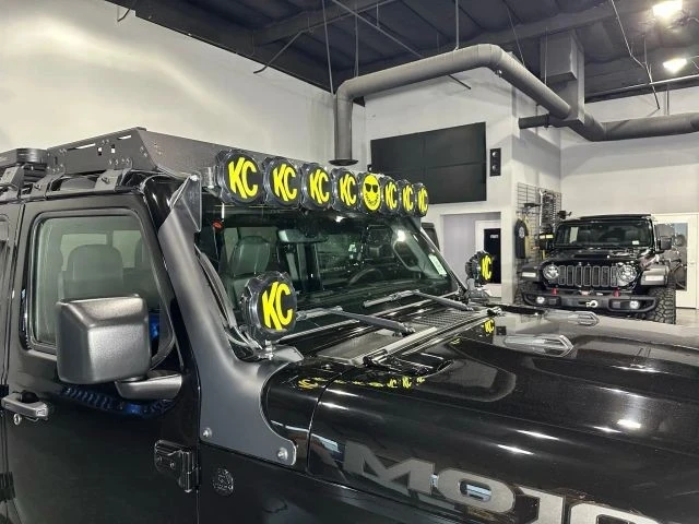 2024 Jeep JT Gladiator - Image 18 of 21
