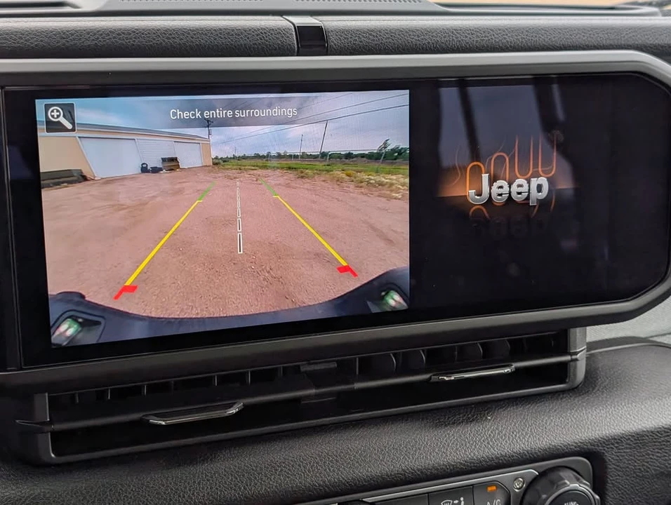 2024 Jeep JT Gladiator - Image 13 of 17