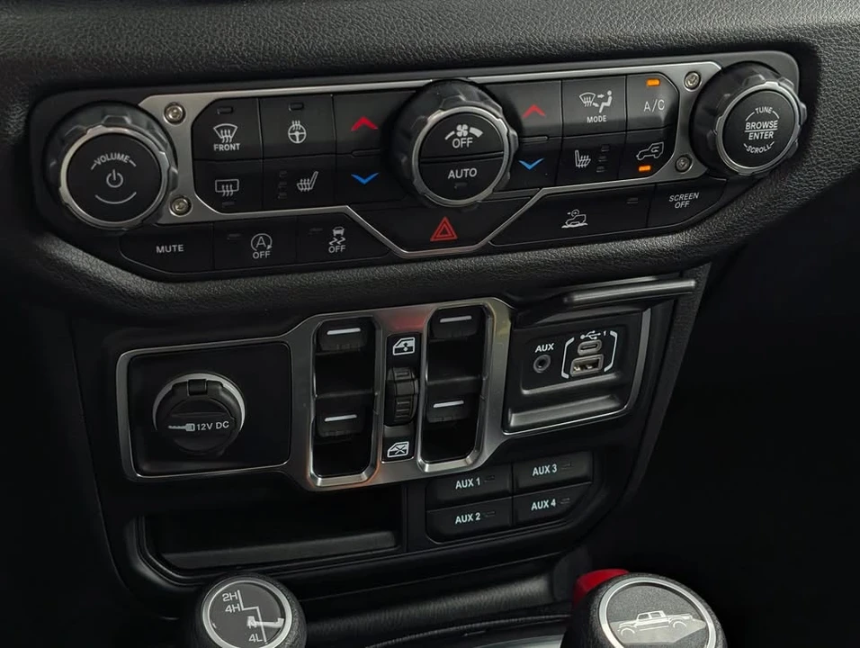 2024 Jeep JT Gladiator - Image 14 of 17