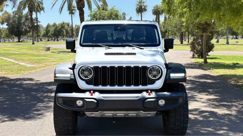 2024 Jeep JT Gladiator - Image 3 of 17