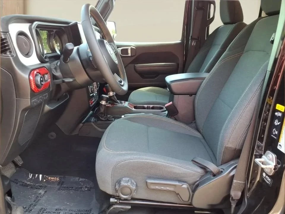 2024 Jeep JT Gladiator - Image 18 of 20