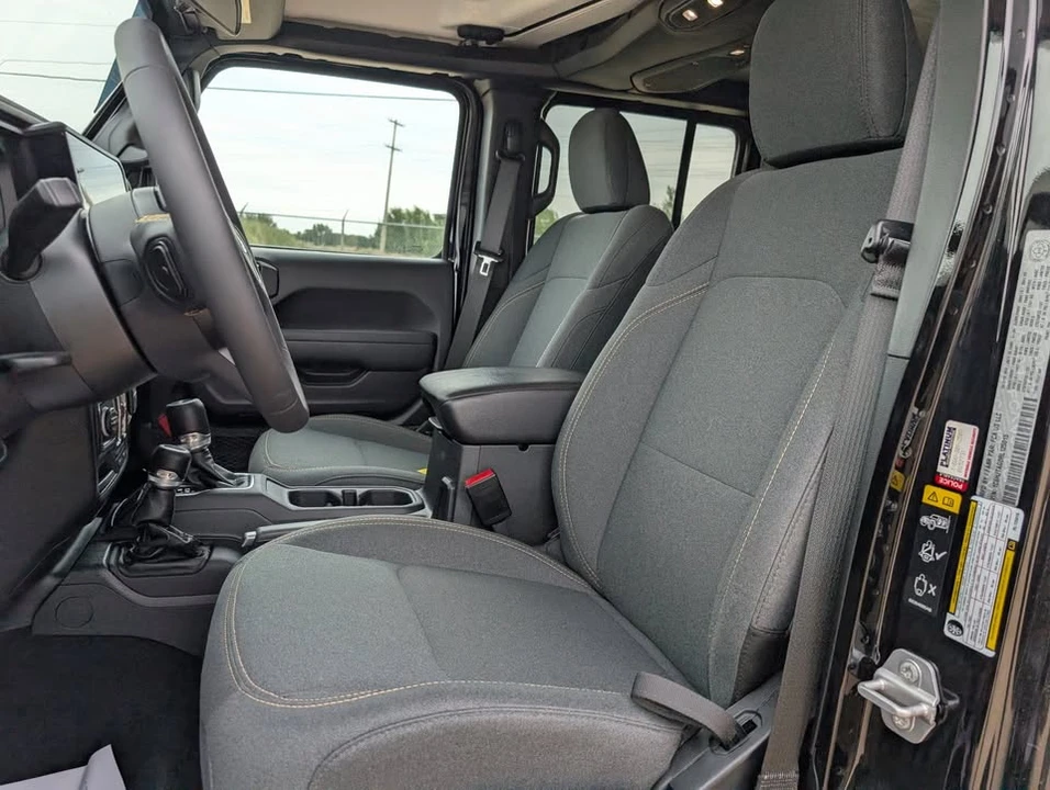 2024 Jeep JT Gladiator - Image 9 of 17