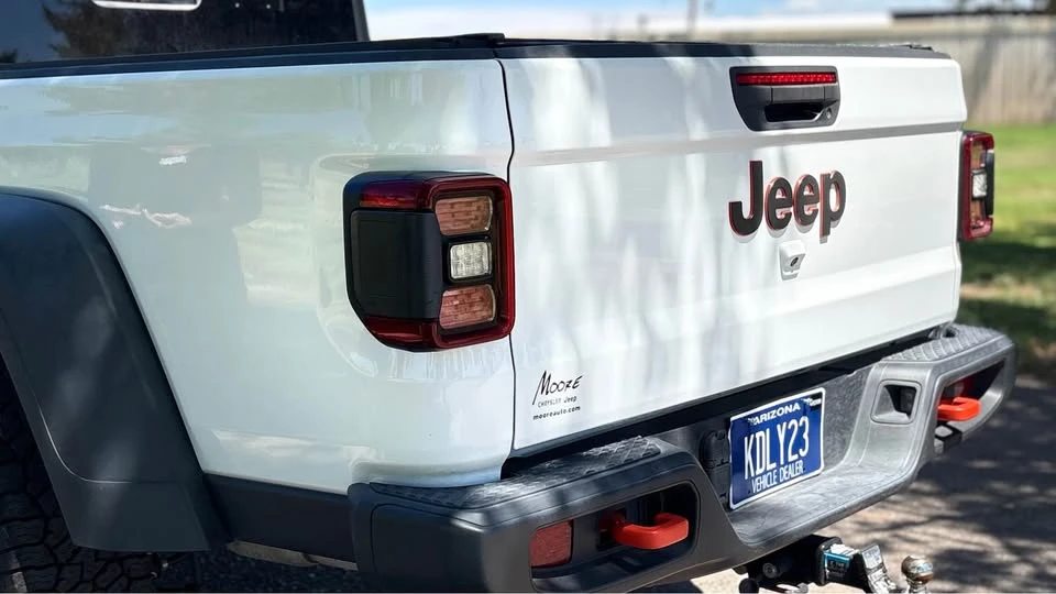 2024 Jeep JT Gladiator - Image 9 of 17