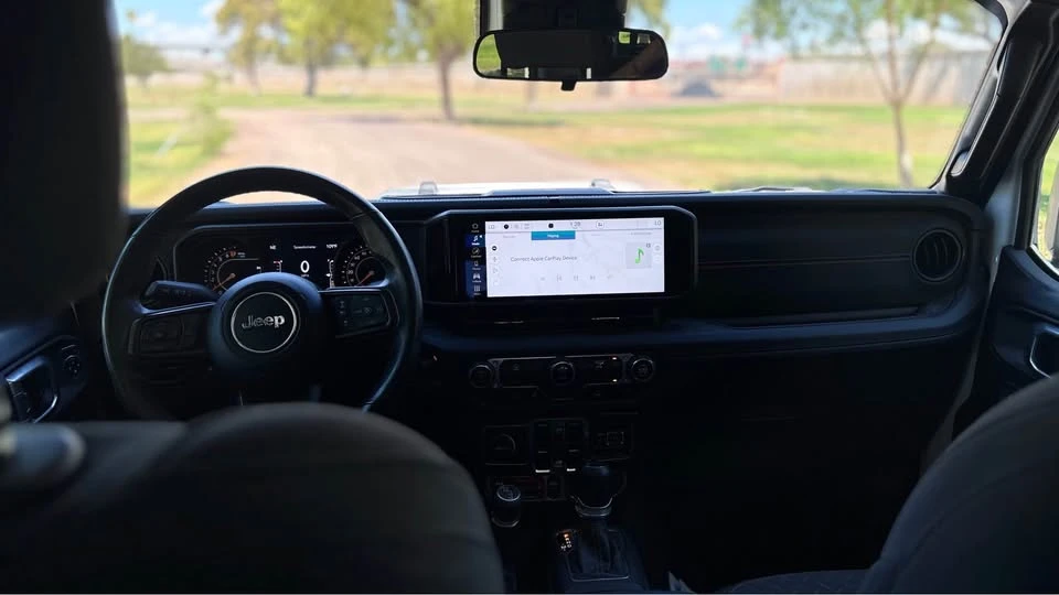 2024 Jeep JT Gladiator - Image 16 of 17