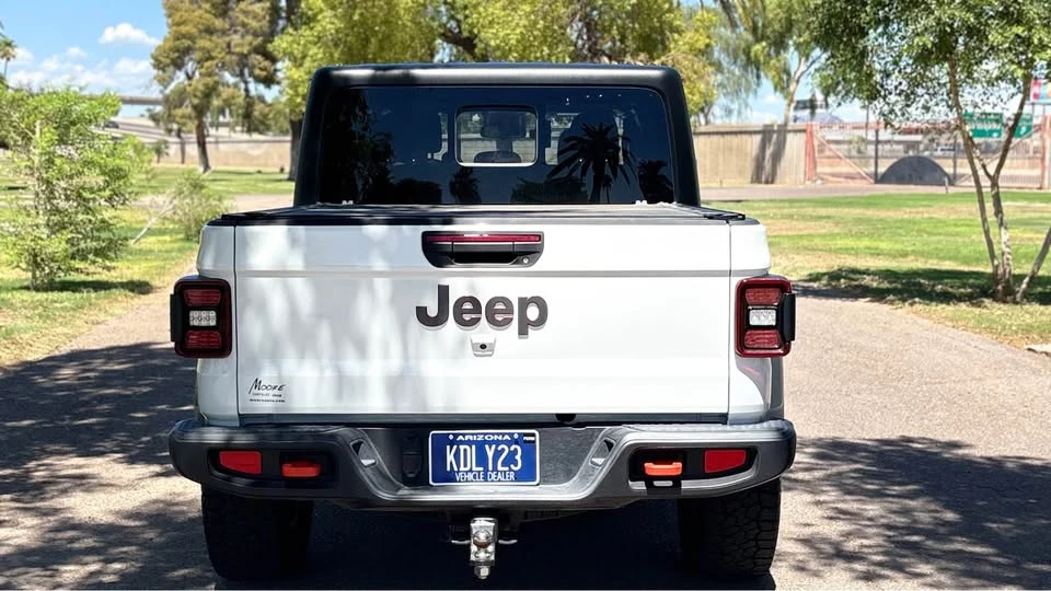 2024 Jeep JT Gladiator - Image 10 of 17