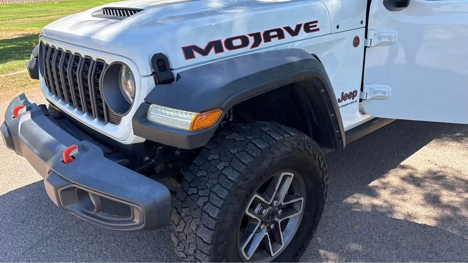 2024 Jeep JT Gladiator - Image 17 of 17
