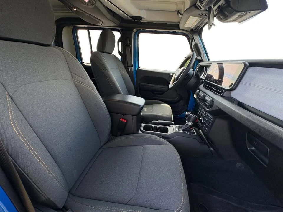 2024 Jeep JT Gladiator - Image 17 of 19
