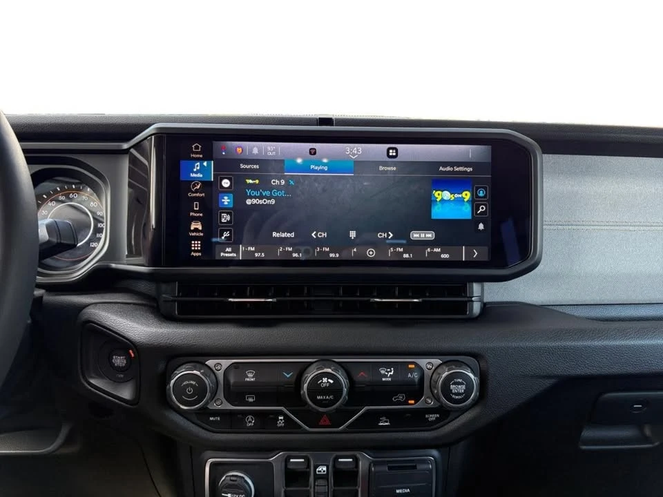 2024 Jeep JT Gladiator - Image 11 of 19