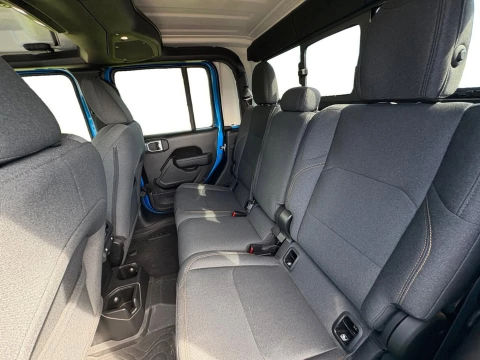 2024 Jeep JT Gladiator - Image 15 of 19