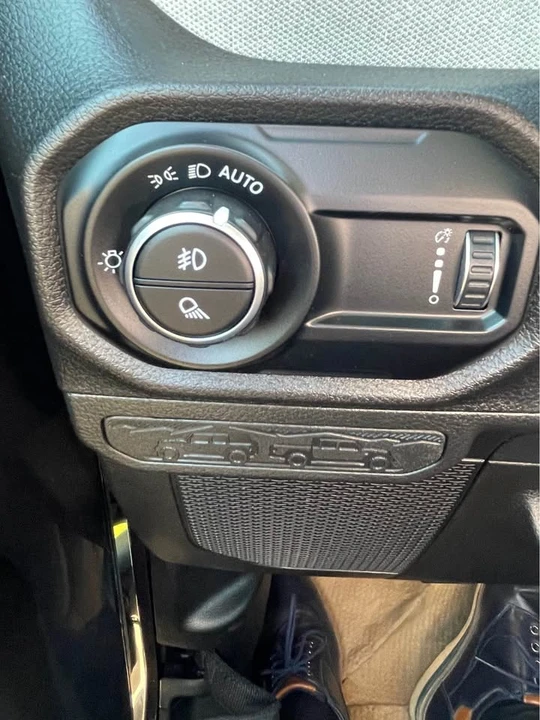 2024 Jeep JT Gladiator - Image 17 of 19