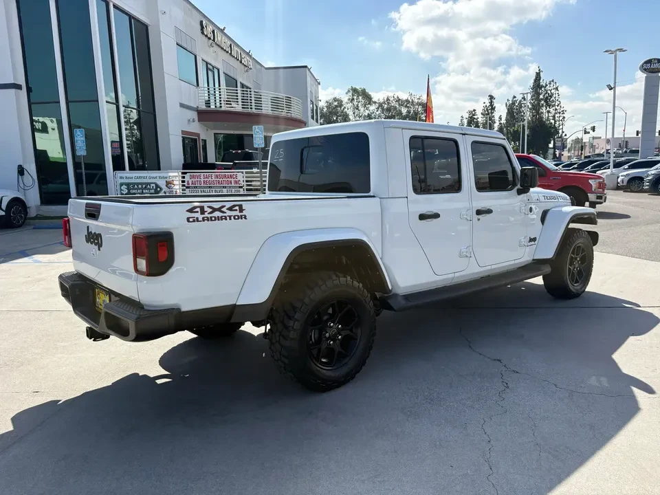 2024 Jeep JT Gladiator - Image 8 of 20