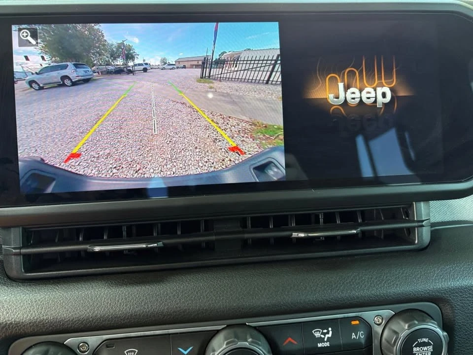 2024 Jeep JT Gladiator - Image 12 of 19