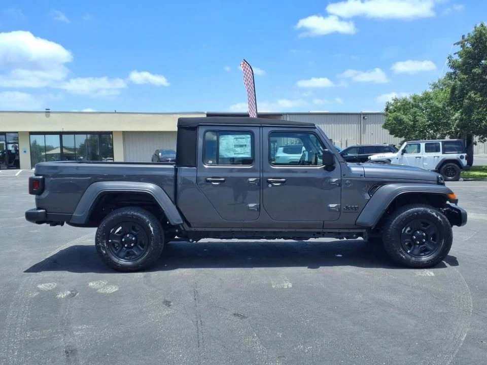 2024 Jeep JT Gladiator - Image 4 of 20