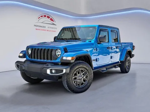 2024 Jeep Gladiator Sport S