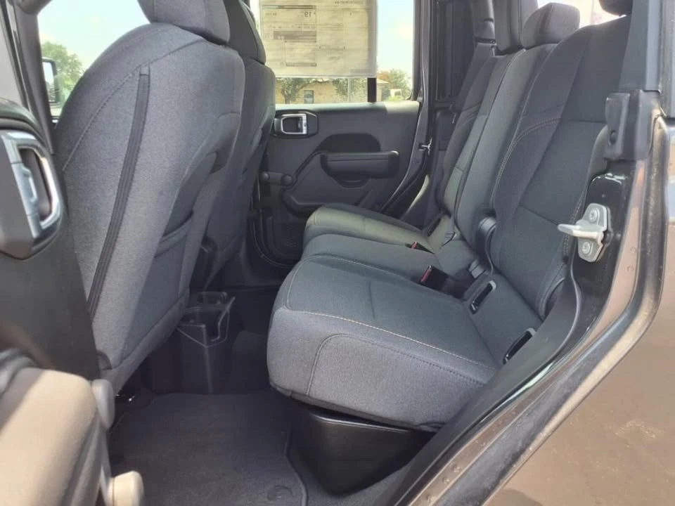 2024 Jeep JT Gladiator - Image 10 of 20