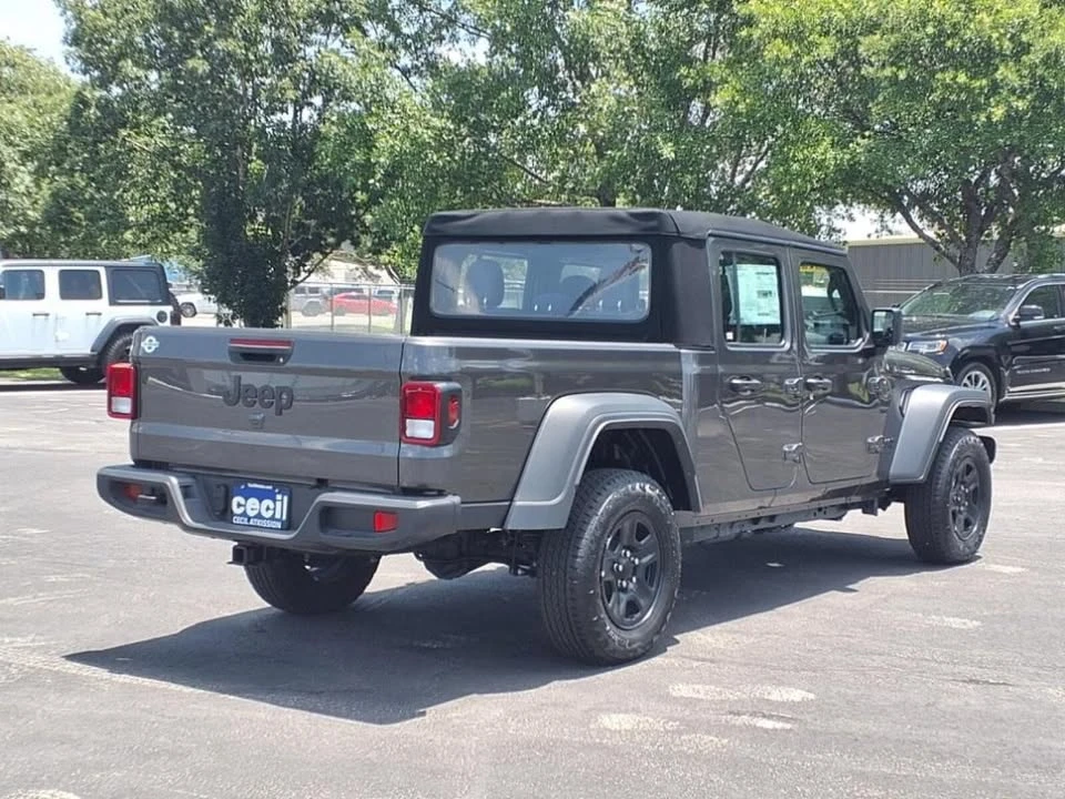 2024 Jeep JT Gladiator - Image 5 of 20