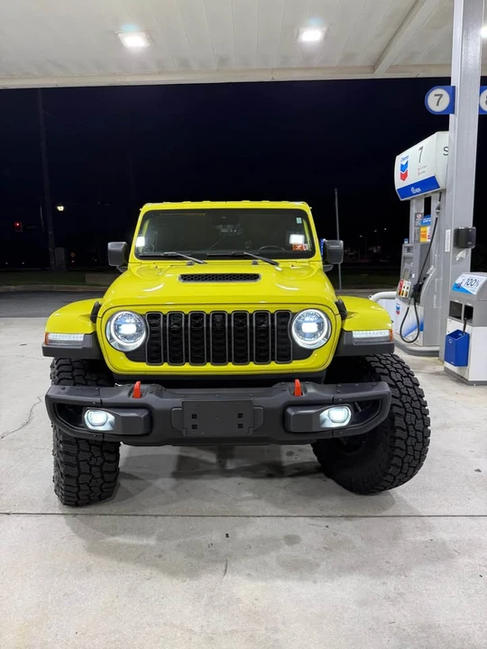 2024 Jeep JT Gladiator - Image 3 of 13