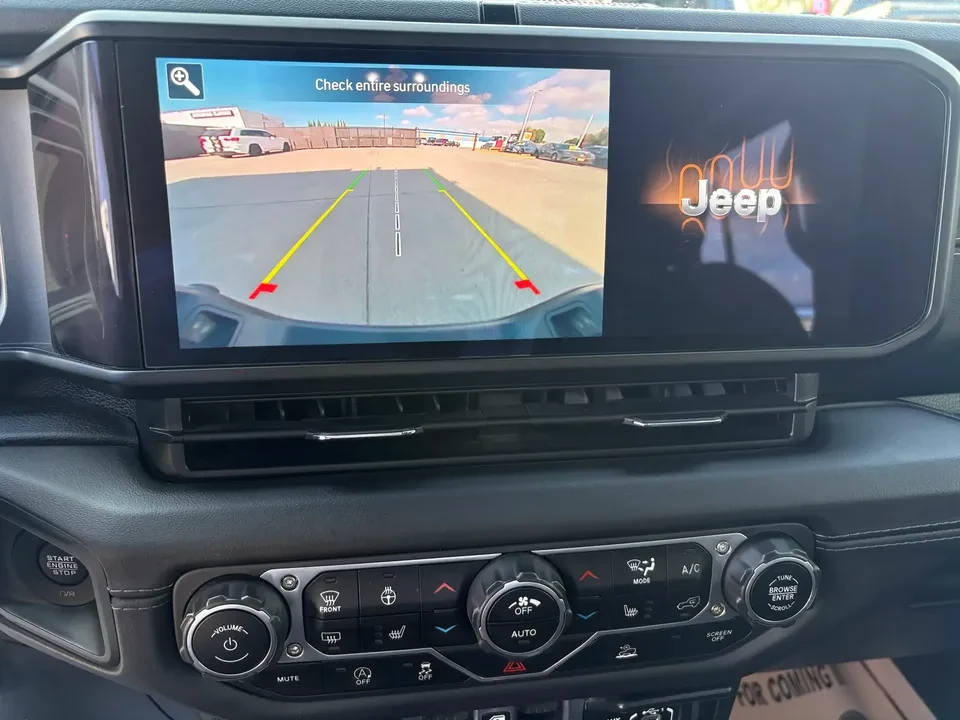 2024 Jeep JT Gladiator - Image 16 of 20