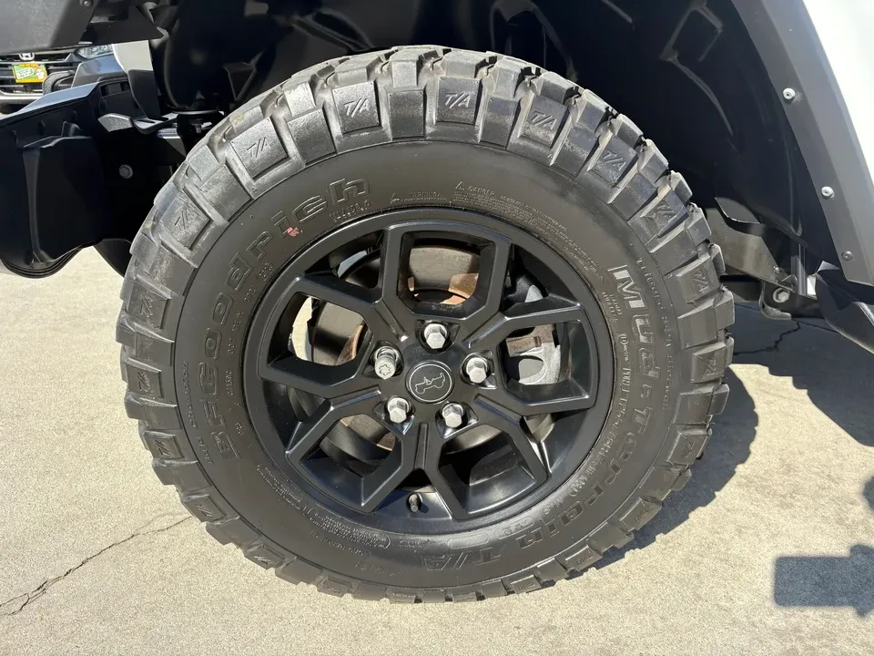 2024 Jeep JT Gladiator - Image 13 of 20