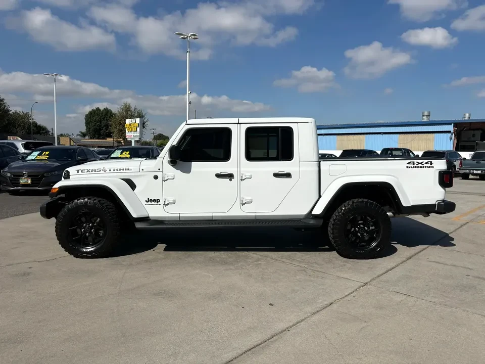 2024 Jeep JT Gladiator - Image 3 of 20