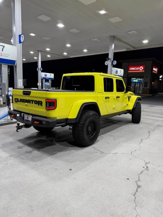 2024 Jeep JT Gladiator - Image 2 of 13