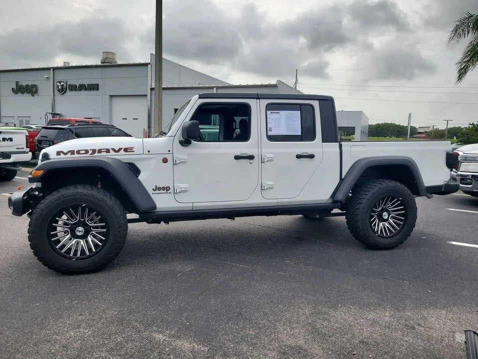 2024 Jeep JT Gladiator - Image 7 of 20