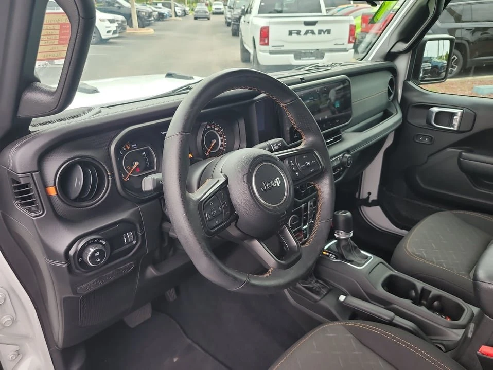 2024 Jeep JT Gladiator - Image 19 of 20
