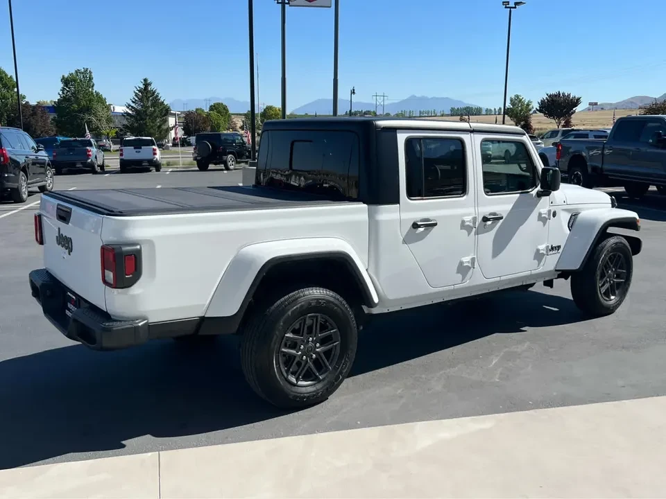 2024 Jeep JT Gladiator - Image 7 of 20