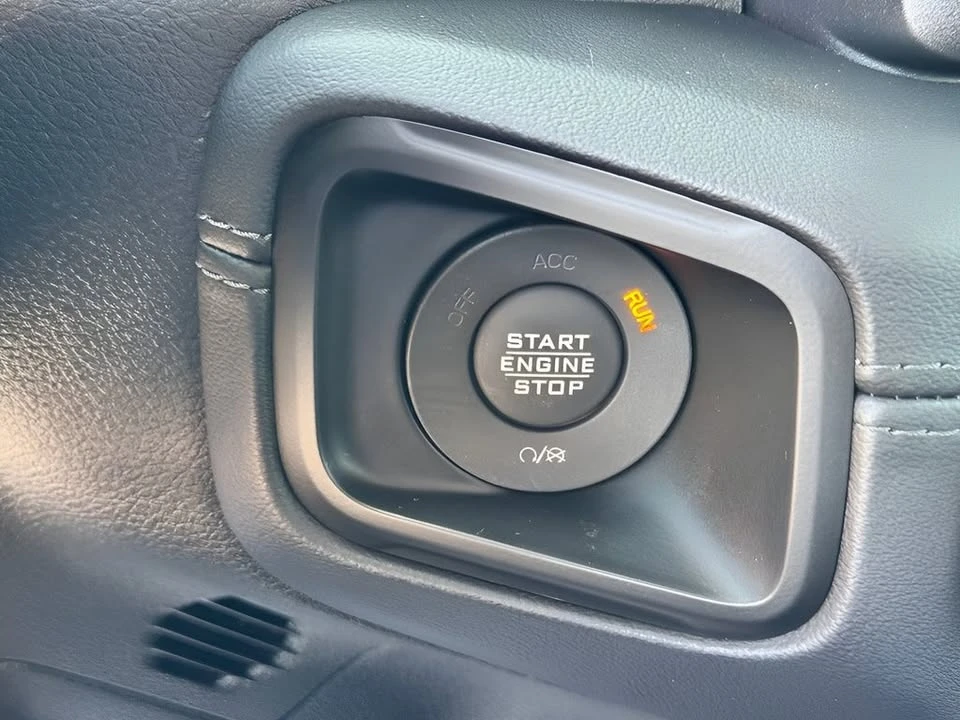 2024 Jeep JT Gladiator - Image 19 of 20