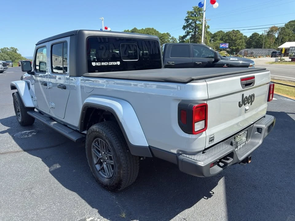 2024 Jeep JT Gladiator - Image 5 of 18