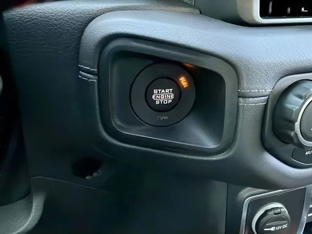 2024 Jeep JT Gladiator - Image 18 of 20