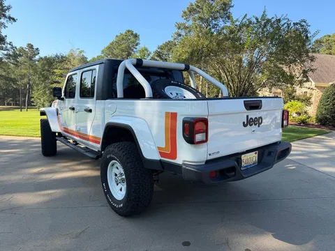 2024 Jeep Gladiator