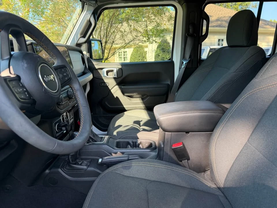 2024 Jeep JT Gladiator - Image 8 of 9