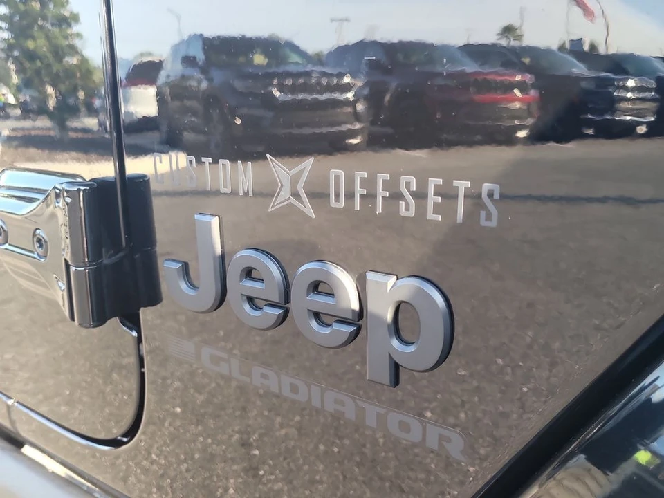 2024 Jeep JT Gladiator - Image 6 of 12