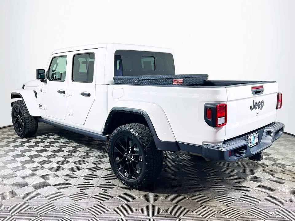 2024 Jeep JT Gladiator - Image 5 of 19