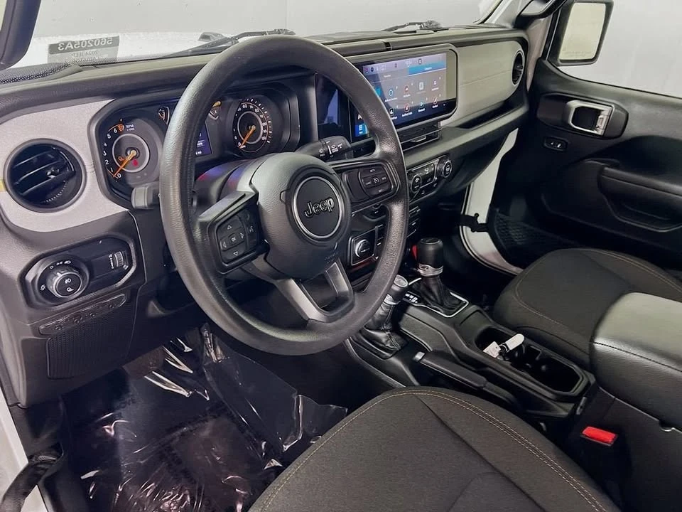 2024 Jeep JT Gladiator - Image 9 of 19