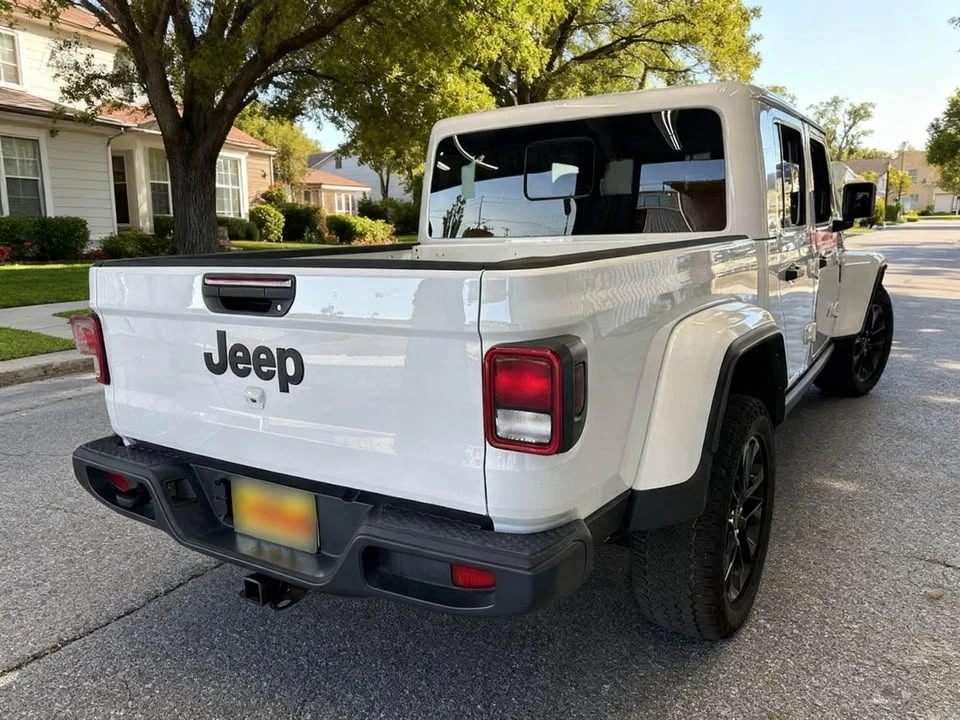 2024 Jeep JT Gladiator - Image 3 of 12