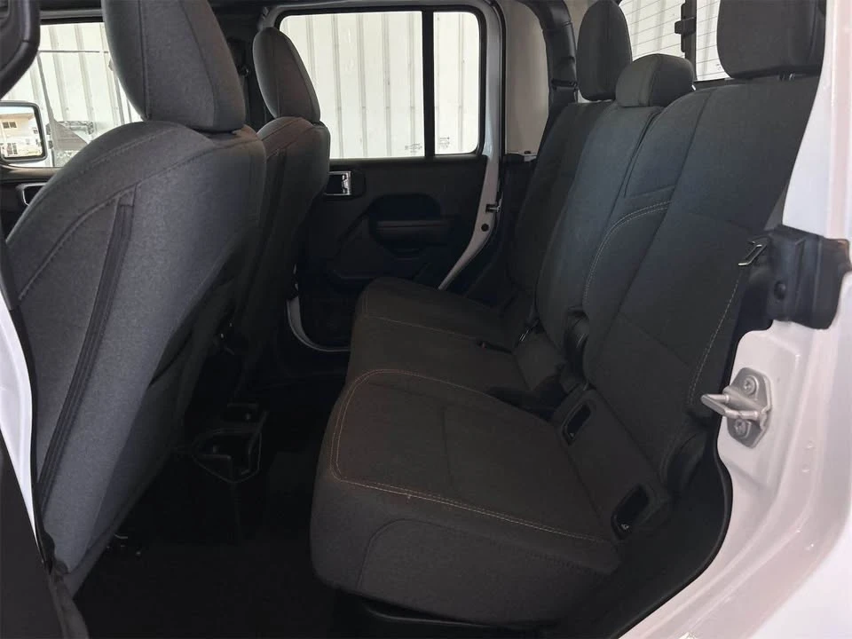 2024 Jeep JT Gladiator - Image 10 of 12