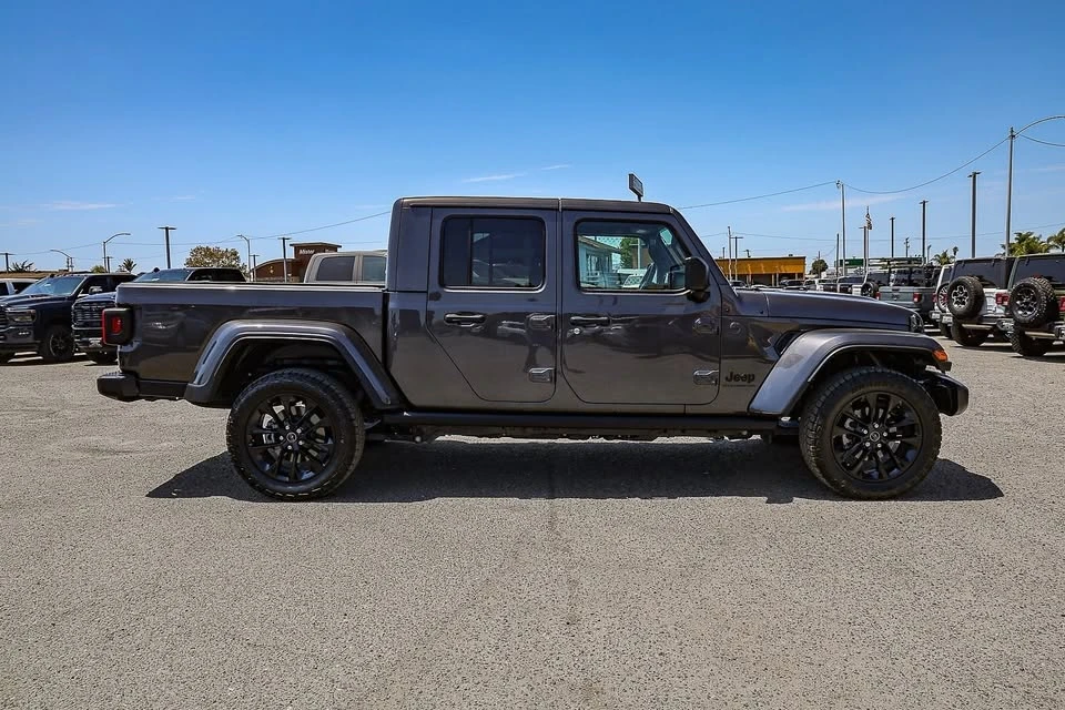 2024 Jeep JT Gladiator - Image 3 of 16
