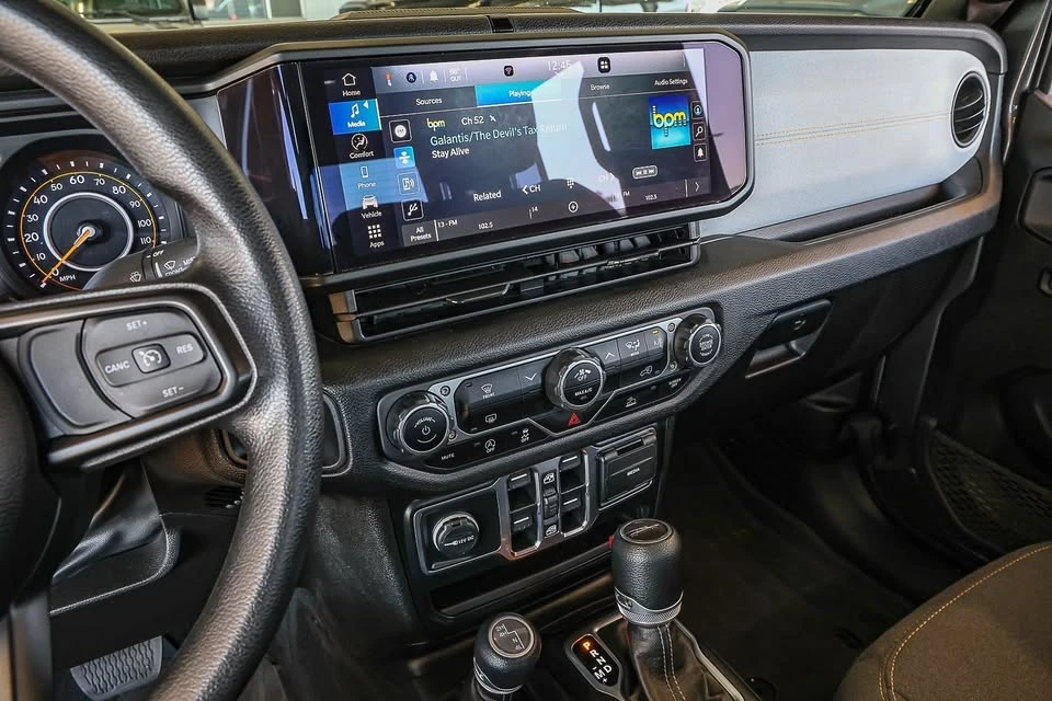 2024 Jeep JT Gladiator - Image 10 of 16