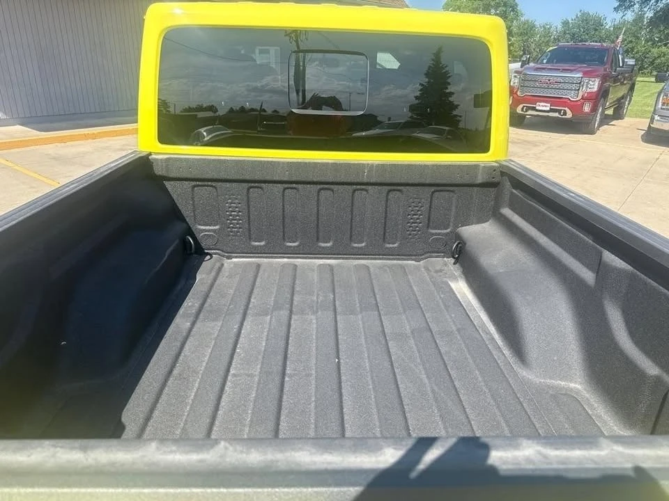 2024 Jeep JT Gladiator - Image 17 of 20