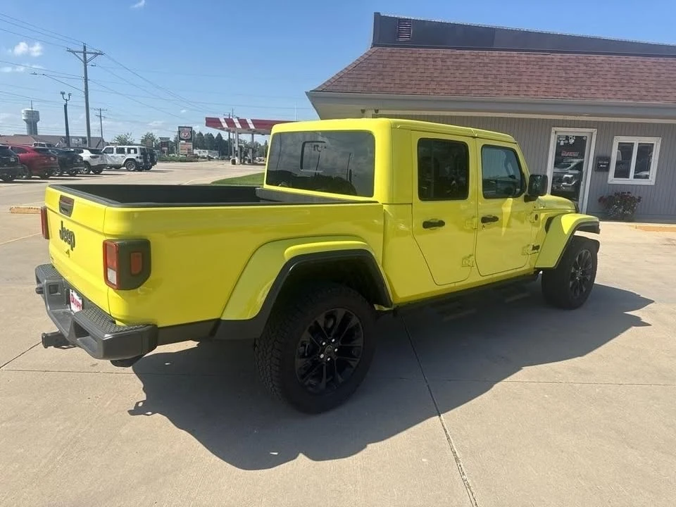 2024 Jeep JT Gladiator - Image 5 of 20