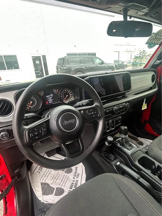 2024 Jeep JT Gladiator - Image 4 of 12