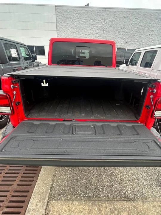2024 Jeep JT Gladiator - Image 6 of 12