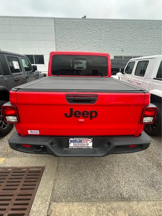 2024 Jeep JT Gladiator - Image 7 of 12