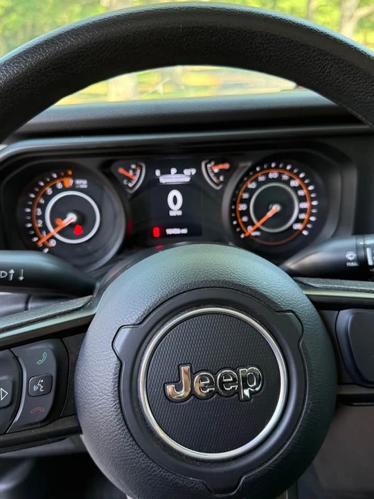 2024 Jeep JT Gladiator - Image 9 of 13
