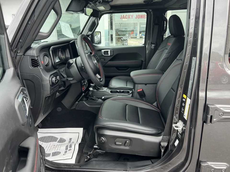 2024 Jeep JT Gladiator - Image 16 of 21