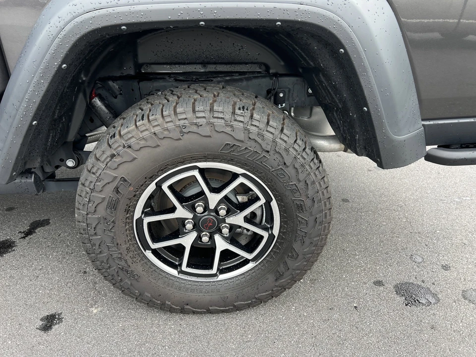 2024 Jeep JT Gladiator - Image 9 of 12